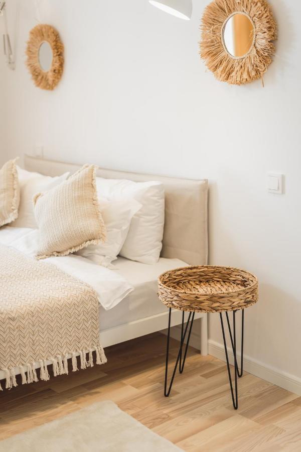 1212 Apartments With Free Parking Riga Esterno foto